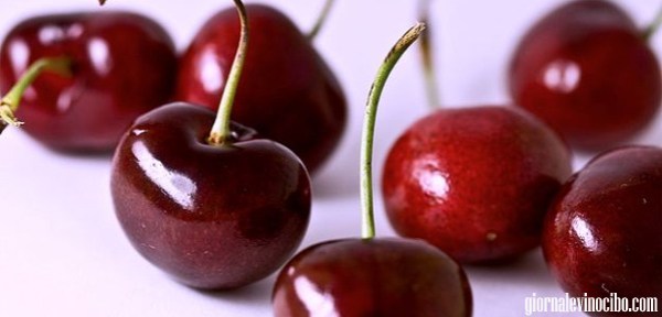 ciliegie giornalevinocibo