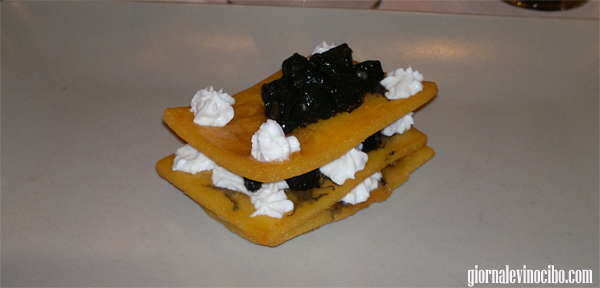 macchianera panelle con nero di seppia e ricotta di bufala