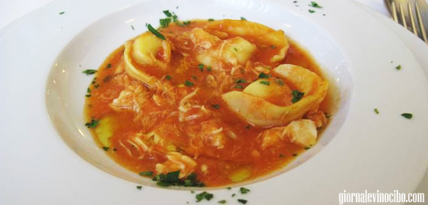 ravioli di scorfano in brodetto