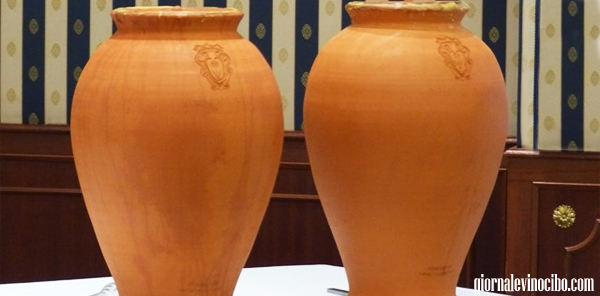 anfore vino falerno villa matilde giornalevinocibo