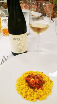 sadler-fregola-sarda-con-ragu-di-polpo-zafferano-e-tocco-di-peperoncino-sito-giornalevinocibo